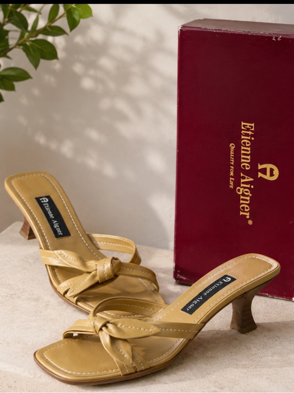 Etienne Aigner Leather Knot Slide Sandals Tan Size 7.5M Kitten Heel w/ Box